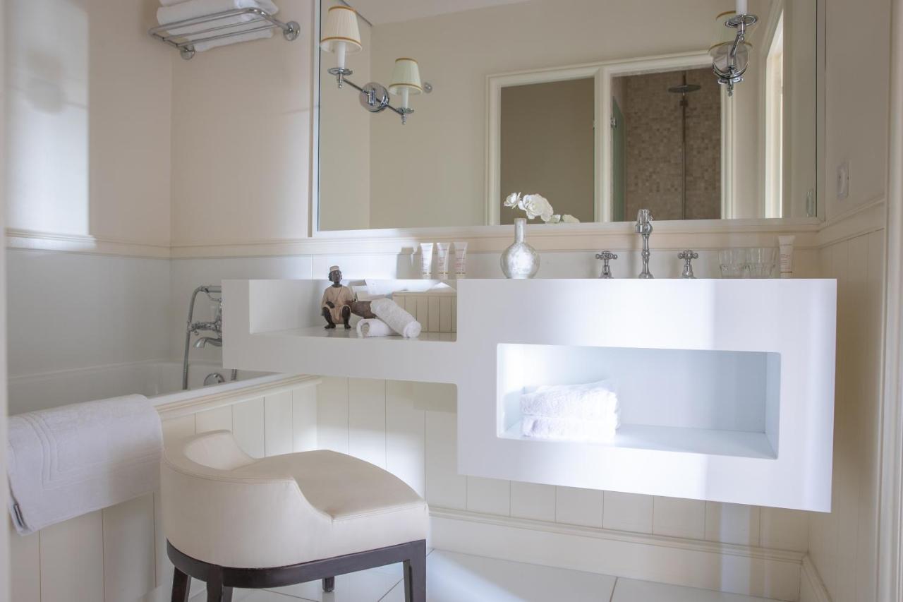 Hotel Clarisse & By Olivier Claire